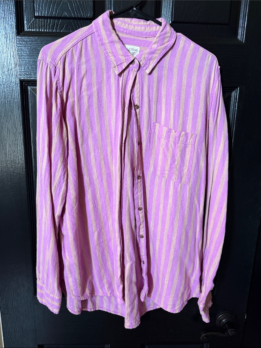 Universal Thread Pink and Cream Striped Long-Sleeve Button-Down Shirt